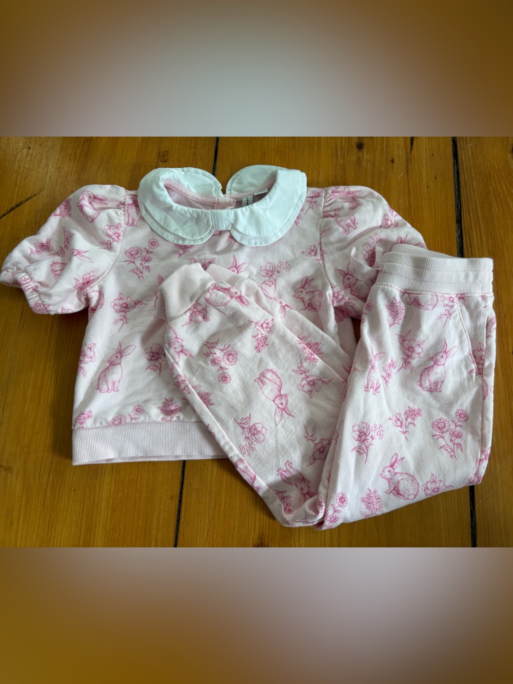Janie and Jack SET - Pink Bunny Toile Collared Sweatshirt and Jogger, Size 5 Yr